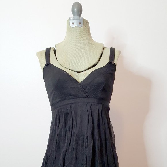 Black silk crepe sleeveless cross heart dress with empire waist - Picture 9 of 13